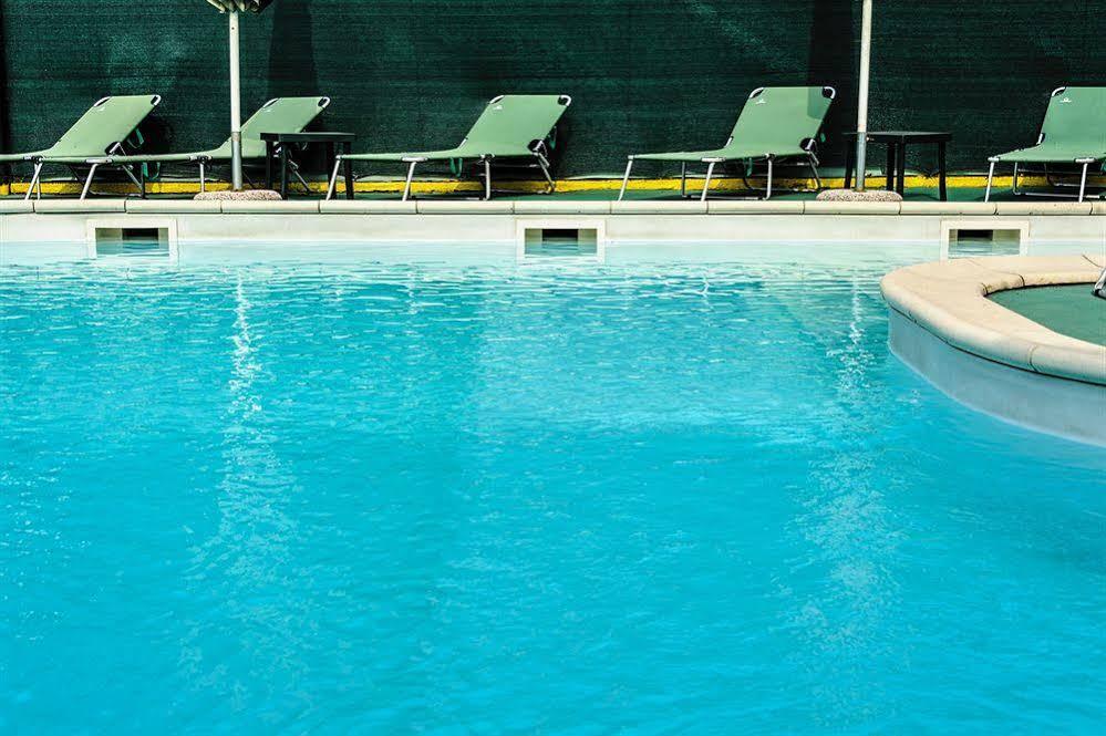 Hotel Motel Residence S Front Экстерьер фото